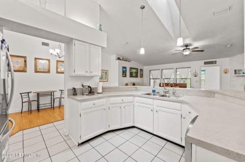 1712 Bristlecone Pine Place, Jacksonville FL - photo 18 of 43