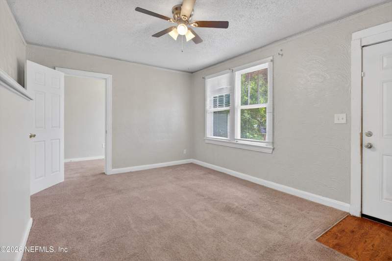 3 bedroom Single Family Residence at 385 Duray Court, Tallulah Park, Jacksonville — photo 5