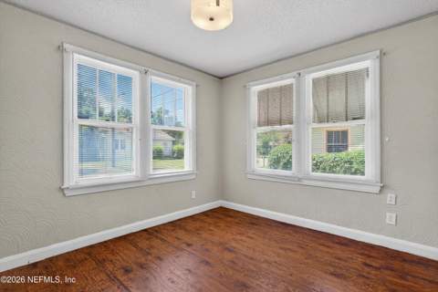 385 Duray Court, Jacksonville FL - photo 7 of 21