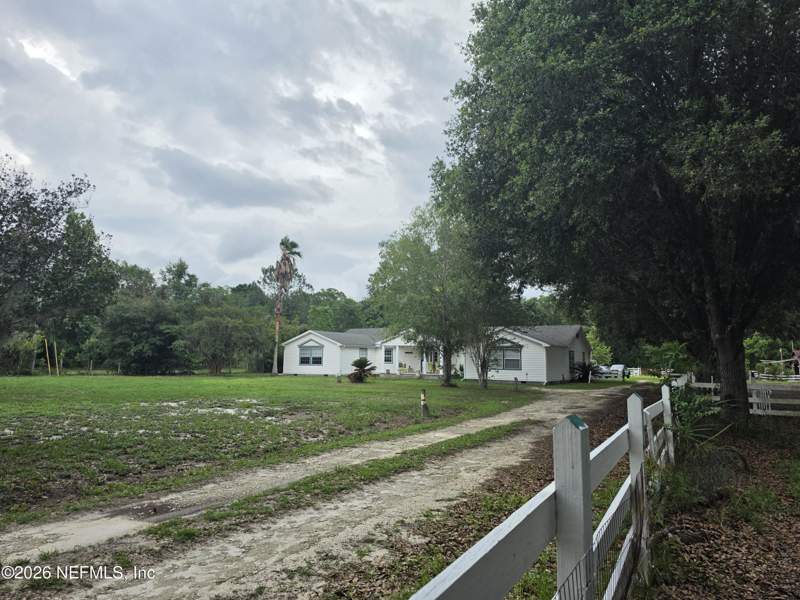 3 bedroom Single Family Residence at 2554 NW 223rd Street, Lawtey, Lawtey — photo 3