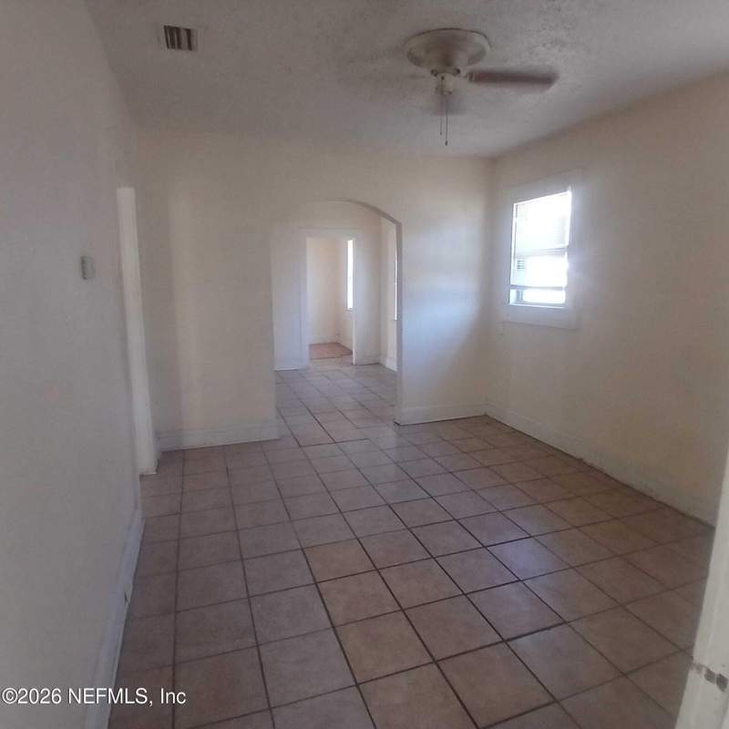 2 bedroom Single Family Residence at 1265 W 30th Street, Speedway Park, Jacksonville — photo 4