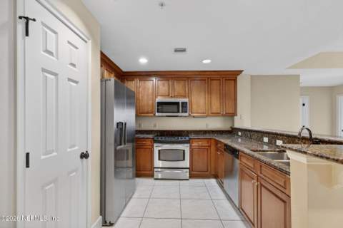 1478 Riverplace Boulevard #1708, Jacksonville FL - photo 6 of 37
