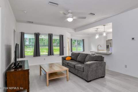 101 Killian Drive, Hawthorne FL - photo 9 of 34