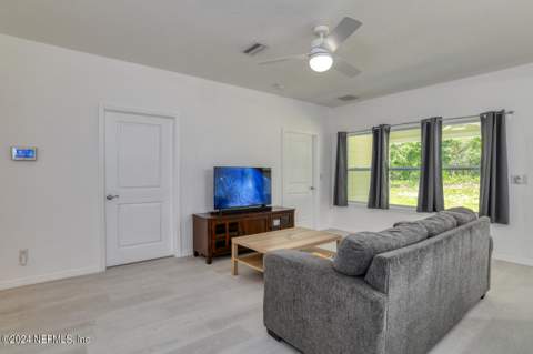 101 Killian Drive, Hawthorne FL - photo 10 of 34