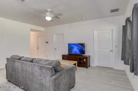 101 Killian Drive, Hawthorne FL - photo 11 of 34