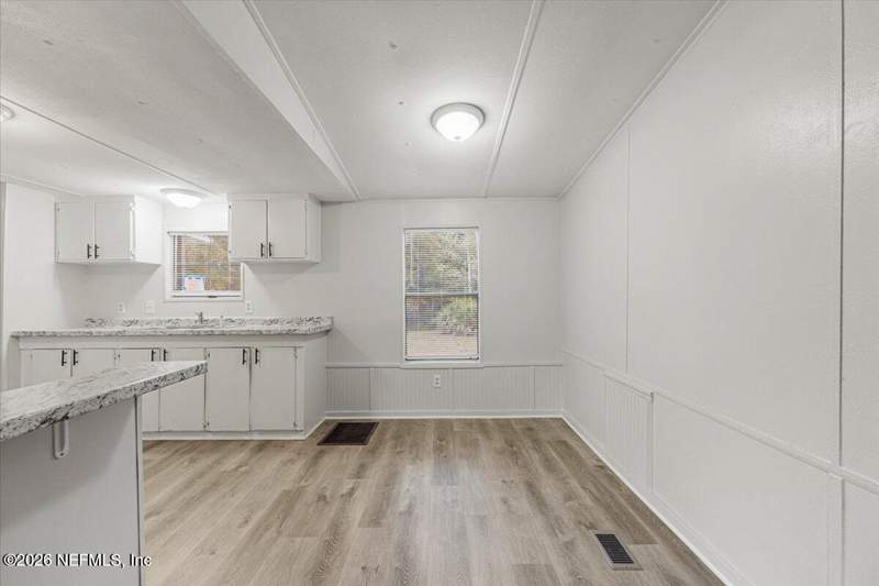 3 bedroom Mobile Home at 1480 Brangus Road, Middleburg, Middleburg — photo 4