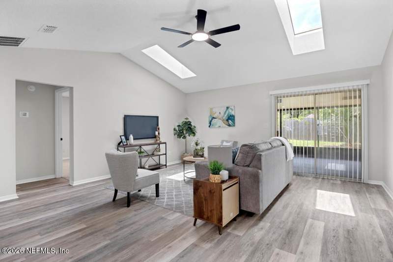 3 bedroom Single Family Residence at 6109 W 1st Manor, Webbs Viking Manor, Palatka — photo 2