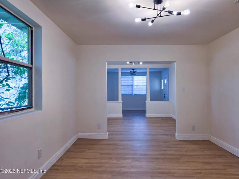 3 bedroom Single Family Residence at 1227 W 3rd Street, Barnetts, Jacksonville — photo 5