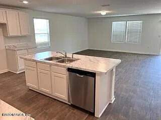 12196 Grand Herring Way, Jacksonville FL - photo 7 of 42