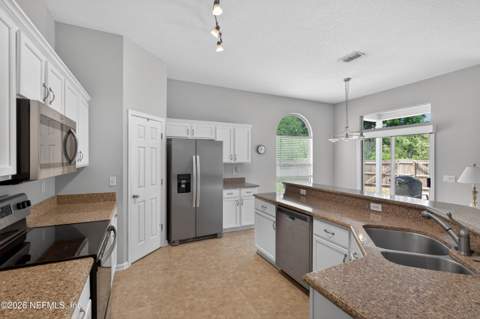 674 Scarlet View Court, Orange Park FL - photo 13 of 27