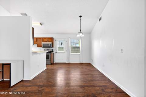 2636 Sam Hardwick Boulevard, Jacksonville FL - photo 6 of 24