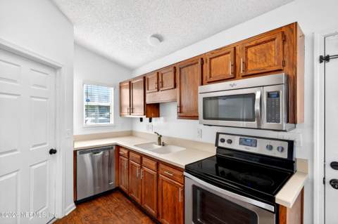 2636 Sam Hardwick Boulevard, Jacksonville FL - photo 9 of 24