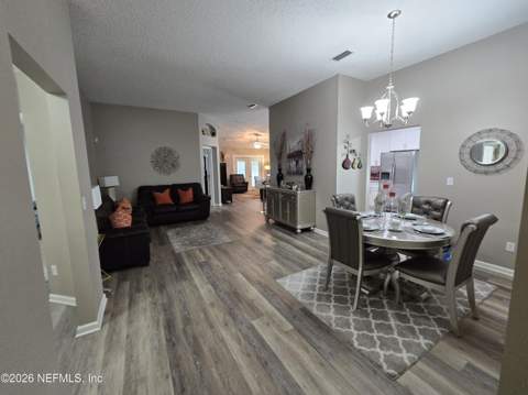 2531 Carson Oaks Drive, Jacksonville FL - photo 10 of 60