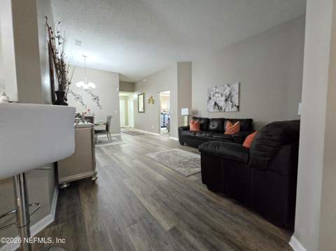 2531 Carson Oaks Drive, Jacksonville FL - photo 14 of 60