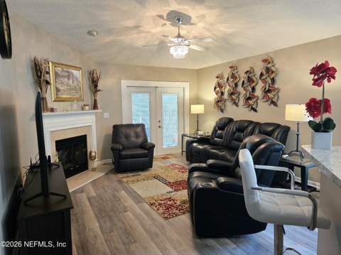 2531 Carson Oaks Drive, Jacksonville FL - photo 18 of 60