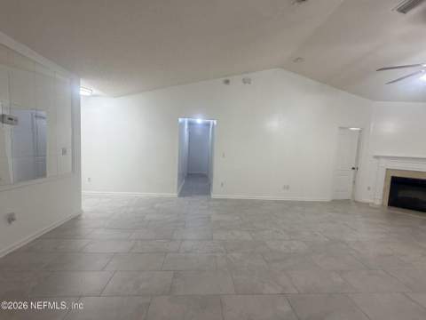6423 Crimson Leaf Lane, Jacksonville FL - photo 12 of 20