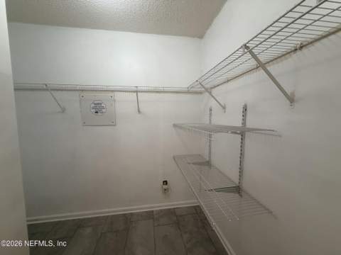 6423 Crimson Leaf Lane, Jacksonville FL - photo 7 of 20