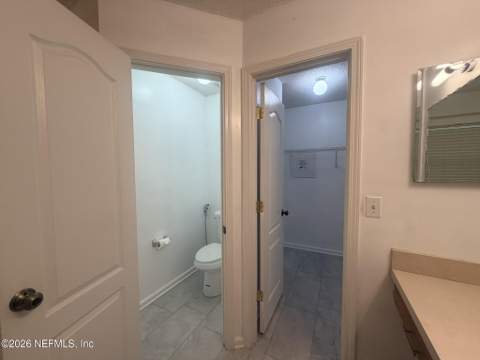 6423 Crimson Leaf Lane, Jacksonville FL - photo 8 of 20