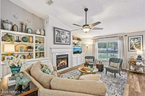 10383 Meadow Point Drive, Jacksonville FL - photo 10 of 75