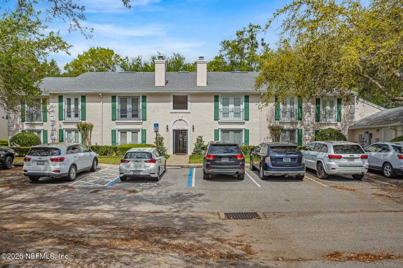 2 bedroom Condominium at 13715 Richmond Park Drive #903, Windsor Pointe, Jacksonville — photo 2