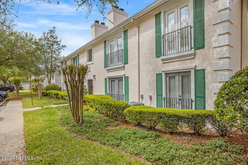 2 bedroom Condominium at 13715 Richmond Park Drive #903, Windsor Pointe, Jacksonville — photo 4
