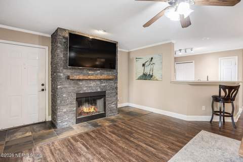 13715 Richmond Park Drive #903, Jacksonville FL - photo 9 of 28