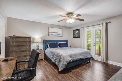 13715 Richmond Park Drive #903, Jacksonville FL - photo 14 of 28