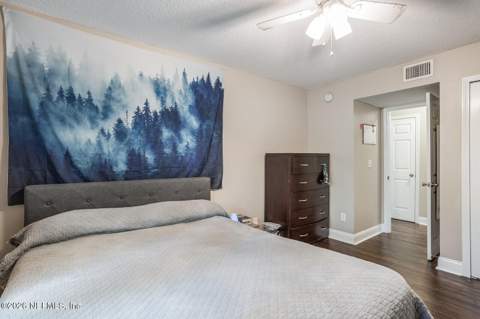 13715 Richmond Park Drive #903, Jacksonville FL - photo 22 of 28