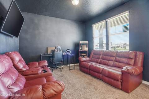 6232 Wild Mustang Trail, Jacksonville FL - photo 21 of 36