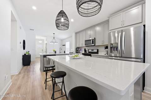 13201 Holsinger Boulevard, Jacksonville FL - photo 9 of 33