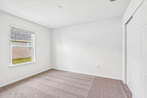 8345 Hawkes Meadow Drive, Jacksonville FL - photo 17 of 26