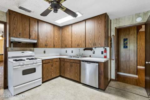 1826 Faye Road, Jacksonville FL - photo 14 of 74