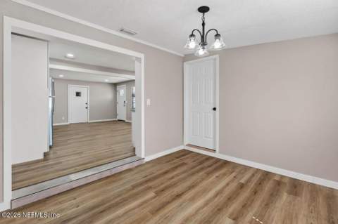 4313 Harbor View Drive, Jacksonville FL - photo 14 of 27