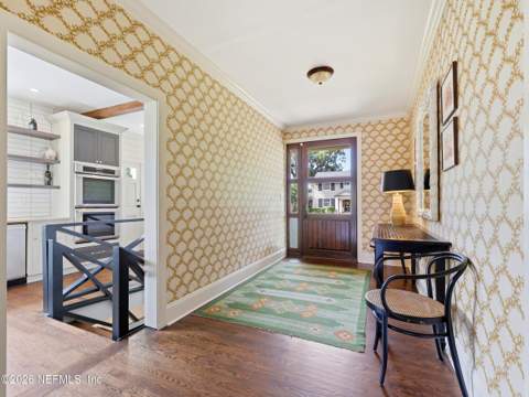 943 Brookwood Road, Jacksonville FL - photo 10 of 70