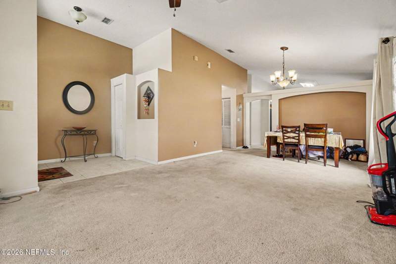 4 bedroom Single Family Residence at 5325 Lake Gardens Lane, Gardens Of Julington, Jacksonville — photo 3
