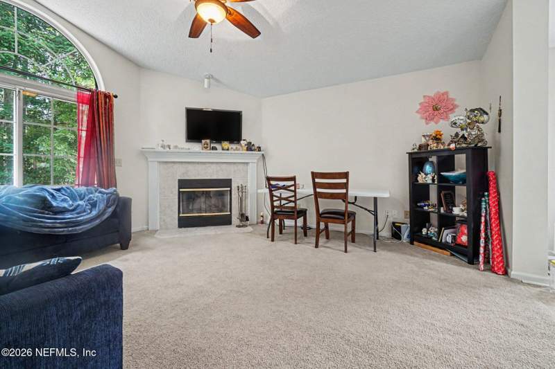 4 bedroom Single Family Residence at 5325 Lake Gardens Lane, Gardens Of Julington, Jacksonville — photo 5