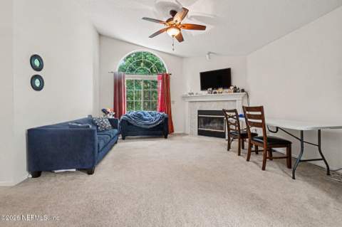 5325 Lake Gardens Lane, Jacksonville FL - photo 6 of 27