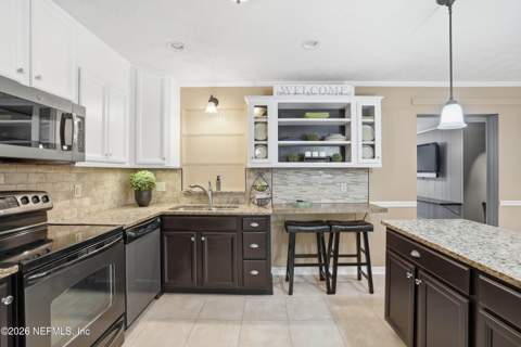 3337 Hollycrest Boulevard, Orange Park FL - photo 14 of 45