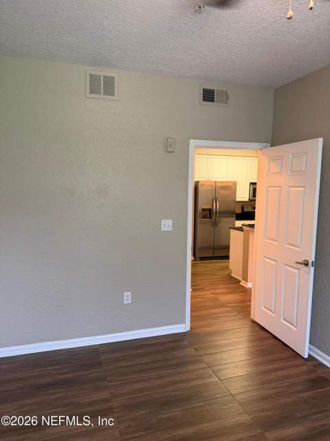 8539 Gate Parkway #424, Jacksonville FL - photo 17 of 27