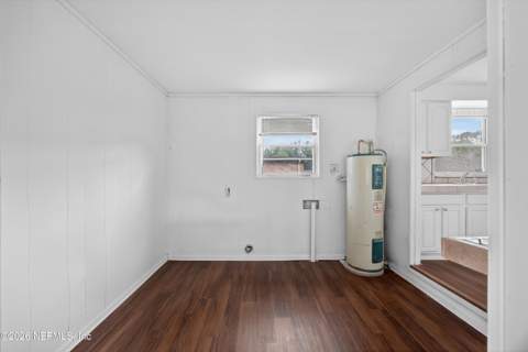3842 Winton Drive, Jacksonville FL - photo 18 of 44