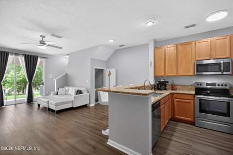 6078 Bartram Village Drive, Jacksonville FL - photo 10 of 75