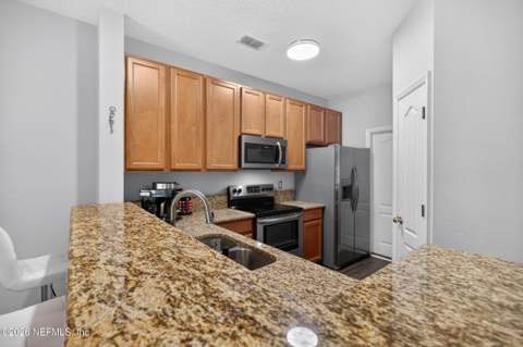 6078 Bartram Village Drive, Jacksonville FL - photo 14 of 75