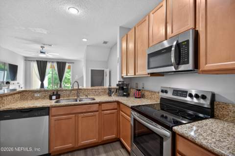 6078 Bartram Village Drive, Jacksonville FL - photo 16 of 75