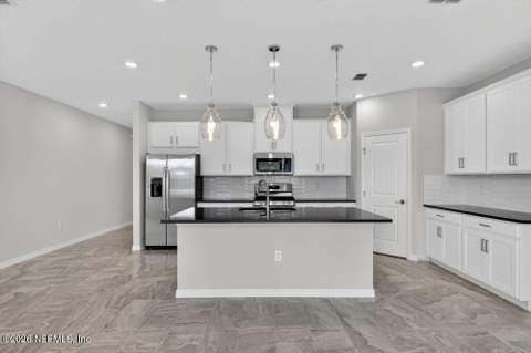 248 Silver Myrtle Court, St. Augustine FL - photo 7 of 42