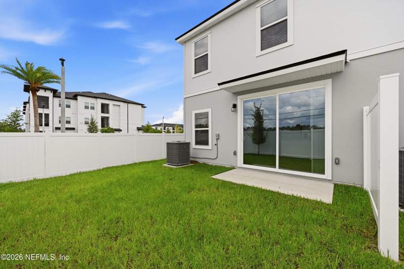 3 bedroom Townhouse at 1460 S Jeremiah Street, The Landing at Branan Field, Middleburg — photo 5