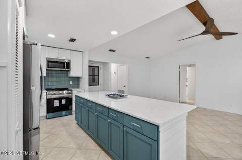 1031 24th Street, Jacksonville Beach FL - photo 20 of 53