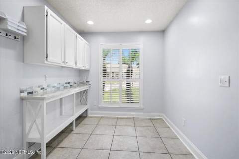 1594 Point Park Drive, Jacksonville FL - photo 9 of 42