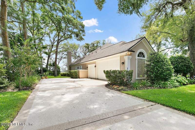 4 bedroom Single Family Residence at 953 Shipwatch Drive, Queens Harbour Cc, Jacksonville — photo 4