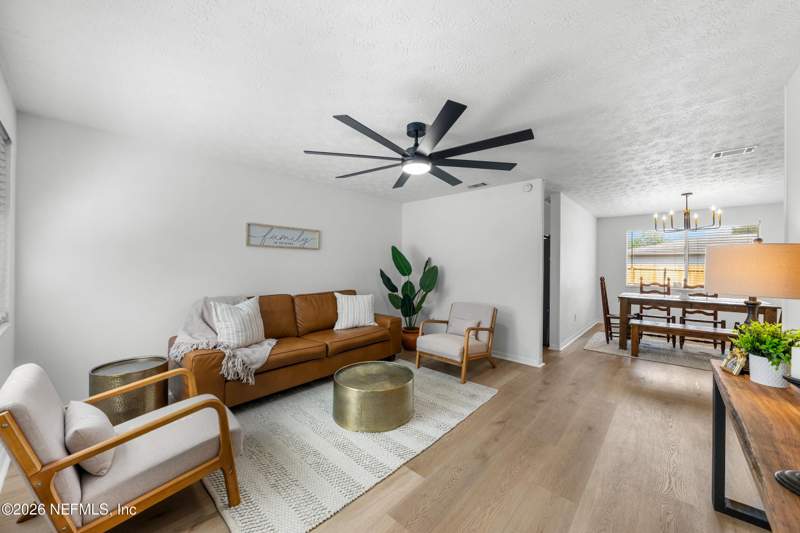 3 bedroom Single Family Residence at 1512 Mesa Drive, Country Creek, Jacksonville — photo 4