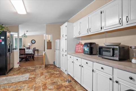 4065 Silver Lake Drive, Palatka FL - photo 16 of 42